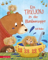 Ein Trollkind in der Blaubeersuppe
